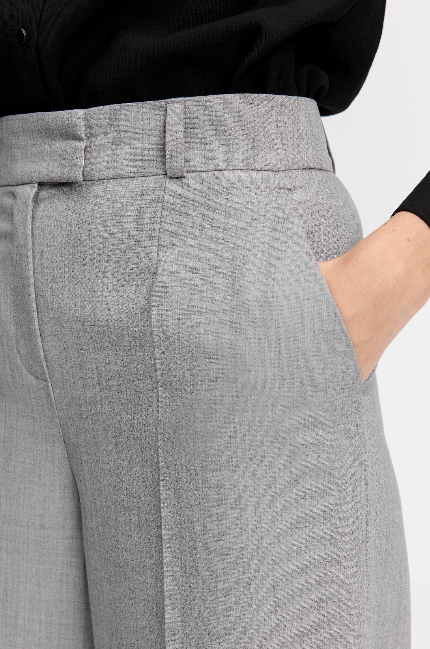 Garniturowe spodnie z wiskozą
